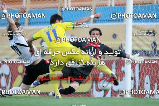 1041522, Tehran, [*parameter:4*], لیگ برتر فوتبال ایران، Persian Gulf Cup، Week 11، First Leg، Rah Ahan 1 v 1 Sepahan on 2011/10/20 at Ekbatan Stadium