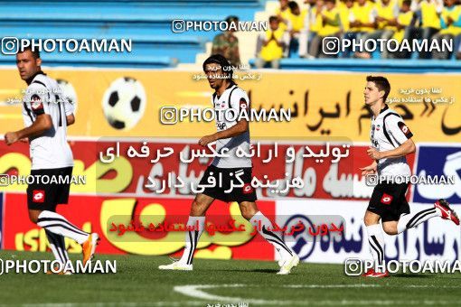 1041959, Tehran, [*parameter:4*], لیگ برتر فوتبال ایران، Persian Gulf Cup، Week 11، First Leg، Rah Ahan 1 v 1 Sepahan on 2011/10/20 at Ekbatan Stadium