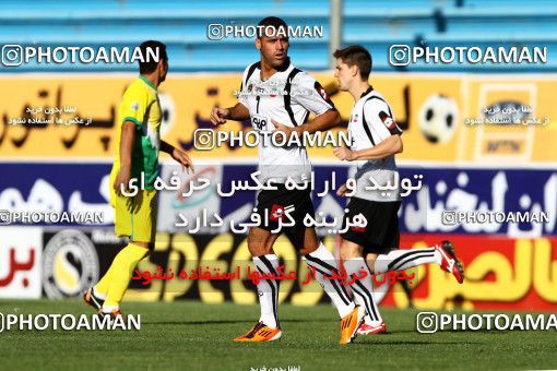 1041938, Tehran, [*parameter:4*], لیگ برتر فوتبال ایران، Persian Gulf Cup، Week 11، First Leg، Rah Ahan 1 v 1 Sepahan on 2011/10/20 at Ekbatan Stadium