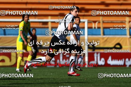 1041798, Tehran, [*parameter:4*], لیگ برتر فوتبال ایران، Persian Gulf Cup، Week 11، First Leg، Rah Ahan 1 v 1 Sepahan on 2011/10/20 at Ekbatan Stadium