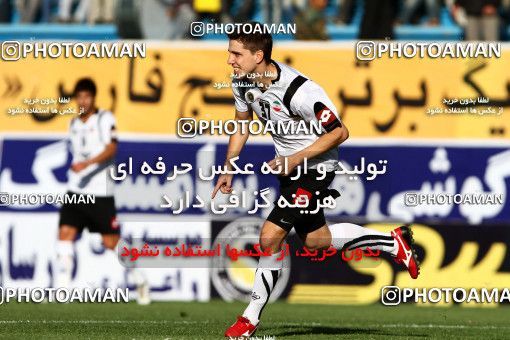 1041812, Tehran, [*parameter:4*], لیگ برتر فوتبال ایران، Persian Gulf Cup، Week 11، First Leg، Rah Ahan 1 v 1 Sepahan on 2011/10/20 at Ekbatan Stadium