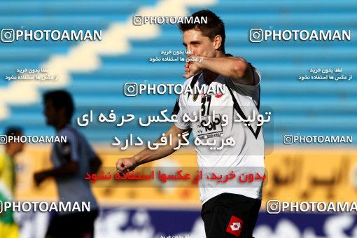 1041887, Tehran, [*parameter:4*], لیگ برتر فوتبال ایران، Persian Gulf Cup، Week 11، First Leg، Rah Ahan 1 v 1 Sepahan on 2011/10/20 at Ekbatan Stadium