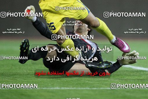 1042012, Tehran, [*parameter:4*], لیگ برتر فوتبال ایران، Persian Gulf Cup، Week 11، First Leg، Persepolis 0 v 0 Naft Tehran on 2011/10/21 at Azadi Stadium