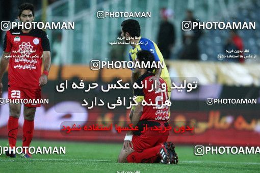 1042646, Tehran, [*parameter:4*], لیگ برتر فوتبال ایران، Persian Gulf Cup، Week 11، First Leg، Persepolis 0 v 0 Naft Tehran on 2011/10/21 at Azadi Stadium