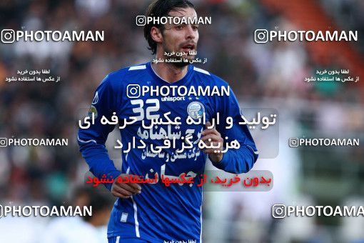 1043489, Tehran, [*parameter:4*], لیگ برتر فوتبال ایران، Persian Gulf Cup، Week 11، First Leg، Zob Ahan Esfahan 0 v 2 Esteghlal on 2011/10/22 at Foolad Shahr Stadium