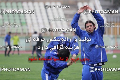 1045085, Tehran, , Esteghlal Football Team Training Session on 2011/10/27 at Shahid Dastgerdi Stadium