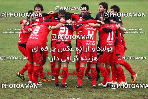 1045260, Rasht, Iran, لیگ برتر فوتبال ایران، Persian Gulf Cup، Week 12، First Leg، Damash Gilan 2 v 3 Persepolis on 2011/10/29 at Shahid Dr. Azodi Stadium