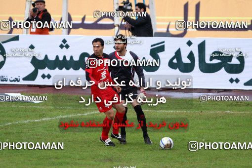 1045252, Rasht, Iran, لیگ برتر فوتبال ایران، Persian Gulf Cup، Week 12، First Leg، Damash Gilan 2 v 3 Persepolis on 2011/10/29 at Shahid Dr. Azodi Stadium