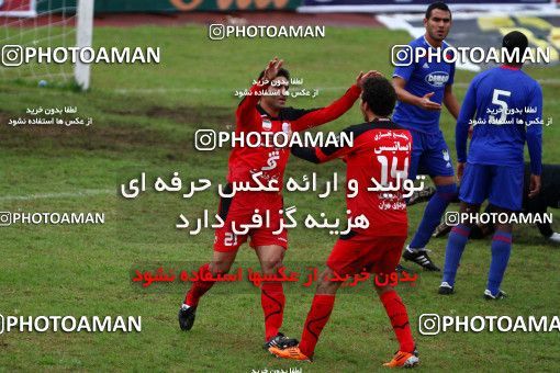 1045239, Rasht, Iran, لیگ برتر فوتبال ایران، Persian Gulf Cup، Week 12، First Leg، Damash Gilan 2 v 3 Persepolis on 2011/10/29 at Shahid Dr. Azodi Stadium