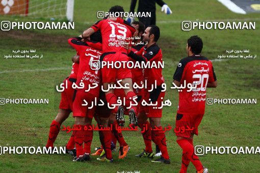 1045148, Rasht, Iran, لیگ برتر فوتبال ایران، Persian Gulf Cup، Week 12، First Leg، Damash Gilan 2 v 3 Persepolis on 2011/10/29 at Shahid Dr. Azodi Stadium