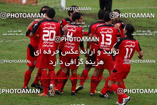 1045153, Rasht, Iran, لیگ برتر فوتبال ایران، Persian Gulf Cup، Week 12، First Leg، Damash Gilan 2 v 3 Persepolis on 2011/10/29 at Shahid Dr. Azodi Stadium