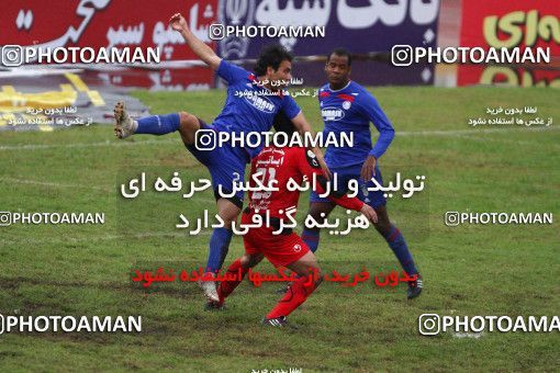 1045294, Rasht, Iran, لیگ برتر فوتبال ایران، Persian Gulf Cup، Week 12، First Leg، Damash Gilan 2 v 3 Persepolis on 2011/10/29 at Shahid Dr. Azodi Stadium