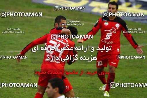 1045155, لیگ برتر فوتبال ایران، Persian Gulf Cup، Week 12، First Leg، 2011/10/29، Rasht، Shahid Dr. Azodi Stadium، Damash Gilan 2 - 3 Persepolis