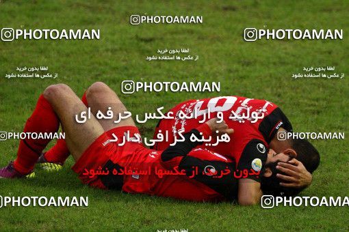 1045128, لیگ برتر فوتبال ایران، Persian Gulf Cup، Week 12، First Leg، 2011/10/29، Rasht، Shahid Dr. Azodi Stadium، Damash Gilan 2 - 3 Persepolis