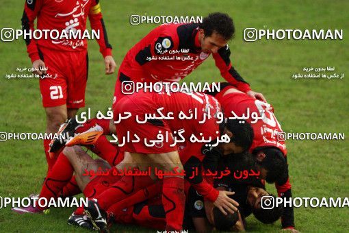 1045326, Rasht, Iran, لیگ برتر فوتبال ایران، Persian Gulf Cup، Week 12، First Leg، Damash Gilan 2 v 3 Persepolis on 2011/10/29 at Shahid Dr. Azodi Stadium