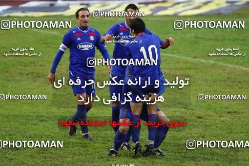 1045308, لیگ برتر فوتبال ایران، Persian Gulf Cup، Week 12، First Leg، 2011/10/29، Rasht، Shahid Dr. Azodi Stadium، Damash Gilan 2 - 3 Persepolis