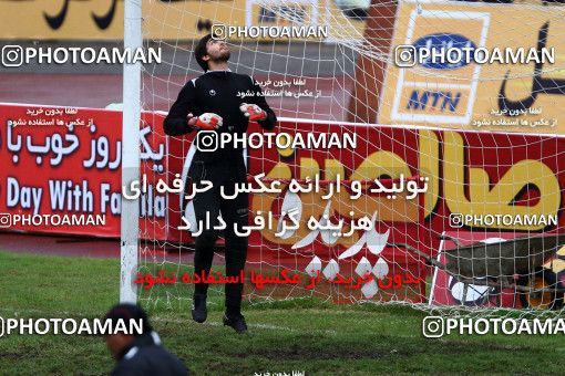 1045162, Rasht, Iran, لیگ برتر فوتبال ایران، Persian Gulf Cup، Week 12، First Leg، Damash Gilan 2 v 3 Persepolis on 2011/10/29 at Shahid Dr. Azodi Stadium