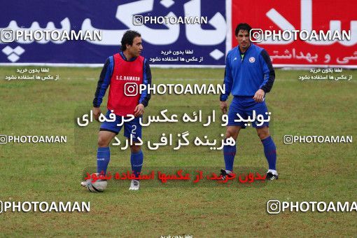 1045143, Rasht, Iran, لیگ برتر فوتبال ایران، Persian Gulf Cup، Week 12، First Leg، Damash Gilan 2 v 3 Persepolis on 2011/10/29 at Shahid Dr. Azodi Stadium