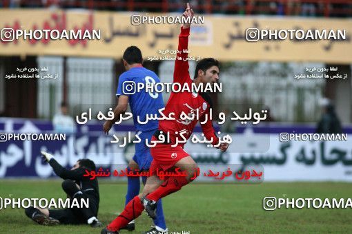 1045364, Rasht, Iran, لیگ برتر فوتبال ایران، Persian Gulf Cup، Week 12، First Leg، Damash Gilan 2 v 3 Persepolis on 2011/10/29 at Shahid Dr. Azodi Stadium