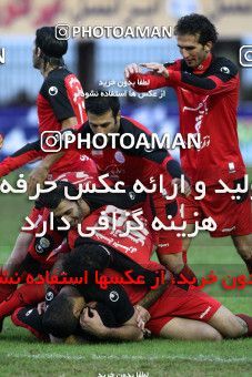 1045391, Rasht, Iran, لیگ برتر فوتبال ایران، Persian Gulf Cup، Week 12، First Leg، Damash Gilan 2 v 3 Persepolis on 2011/10/29 at Shahid Dr. Azodi Stadium