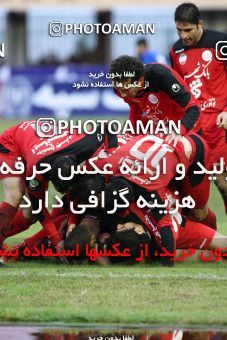 1045386, لیگ برتر فوتبال ایران، Persian Gulf Cup، Week 12، First Leg، 2011/10/29، Rasht، Shahid Dr. Azodi Stadium، Damash Gilan 2 - 3 Persepolis