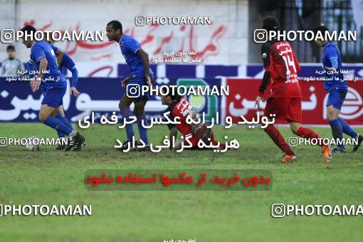 1045458, Rasht, Iran, لیگ برتر فوتبال ایران، Persian Gulf Cup، Week 12، First Leg، Damash Gilan 2 v 3 Persepolis on 2011/10/29 at Shahid Dr. Azodi Stadium