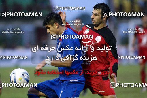 1045418, Rasht, Iran, لیگ برتر فوتبال ایران، Persian Gulf Cup، Week 12، First Leg، Damash Gilan 2 v 3 Persepolis on 2011/10/29 at Shahid Dr. Azodi Stadium