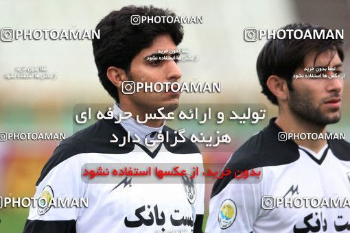 1045522, Tehran, Iran, لیگ برتر فوتبال ایران، Persian Gulf Cup، Week 12، First Leg، Naft Tehran 2 v 1 Shahin Boushehr on 2011/10/29 at Shahid Dastgerdi Stadium