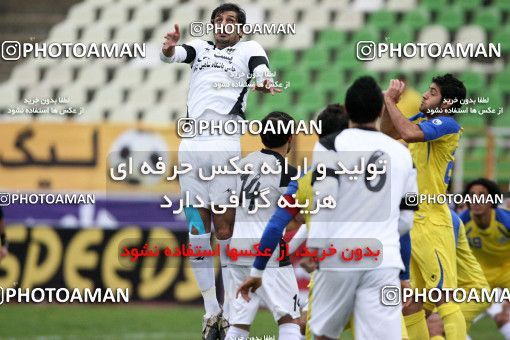 1045514, Tehran, Iran, لیگ برتر فوتبال ایران، Persian Gulf Cup، Week 12، First Leg، Naft Tehran 2 v 1 Shahin Boushehr on 2011/10/29 at Shahid Dastgerdi Stadium