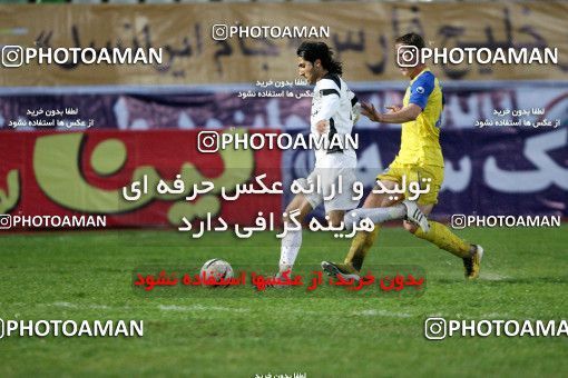 1045512, Tehran, Iran, لیگ برتر فوتبال ایران، Persian Gulf Cup، Week 12، First Leg، Naft Tehran 2 v 1 Shahin Boushehr on 2011/10/29 at Shahid Dastgerdi Stadium