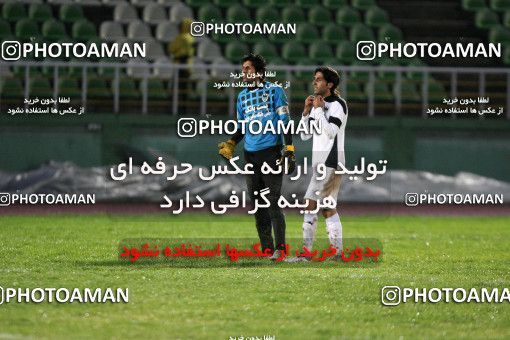 1045582, Tehran, Iran, لیگ برتر فوتبال ایران، Persian Gulf Cup، Week 12، First Leg، Naft Tehran 2 v 1 Shahin Boushehr on 2011/10/29 at Shahid Dastgerdi Stadium