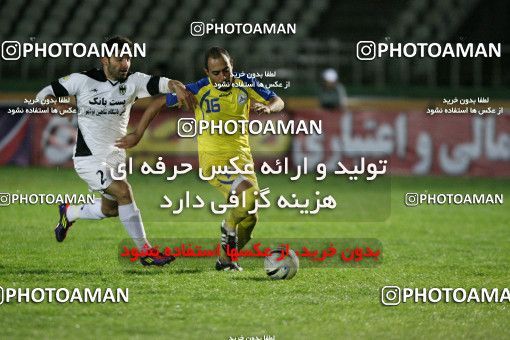 1045529, Tehran, Iran, لیگ برتر فوتبال ایران، Persian Gulf Cup، Week 12، First Leg، Naft Tehran 2 v 1 Shahin Boushehr on 2011/10/29 at Shahid Dastgerdi Stadium
