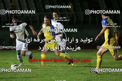 1045543, Tehran, Iran, لیگ برتر فوتبال ایران، Persian Gulf Cup، Week 12، First Leg، Naft Tehran 2 v 1 Shahin Boushehr on 2011/10/29 at Shahid Dastgerdi Stadium