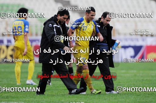1045658, Tehran, Iran, لیگ برتر فوتبال ایران، Persian Gulf Cup، Week 12، First Leg، Naft Tehran 2 v 1 Shahin Boushehr on 2011/10/29 at Shahid Dastgerdi Stadium