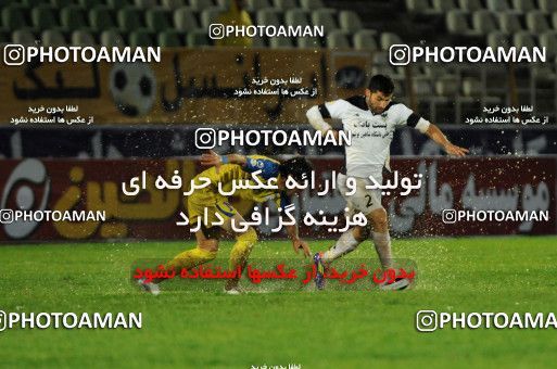 1045677, Tehran, Iran, لیگ برتر فوتبال ایران، Persian Gulf Cup، Week 12، First Leg، Naft Tehran 2 v 1 Shahin Boushehr on 2011/10/29 at Shahid Dastgerdi Stadium