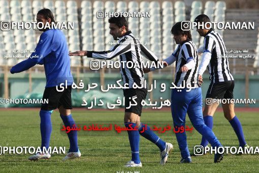 1045931, Tehran, , Esteghlal Football Team Training Session on 2011/11/04 at Shahid Dastgerdi Stadium