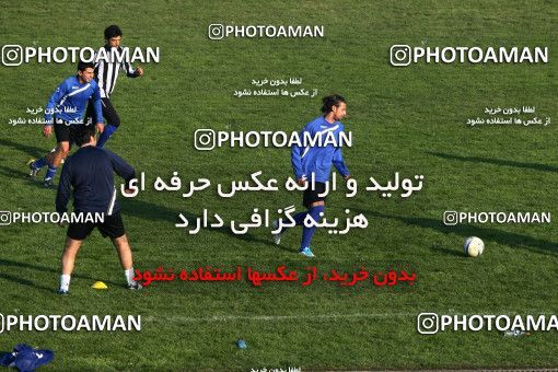 1045921, Tehran, , Esteghlal Football Team Training Session on 2011/11/04 at Shahid Dastgerdi Stadium