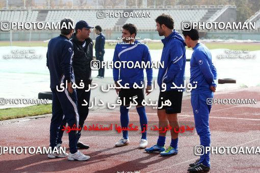 1046107, Tehran, , Esteghlal Football Team Training Session on 2011/11/11 at Shahid Dastgerdi Stadium