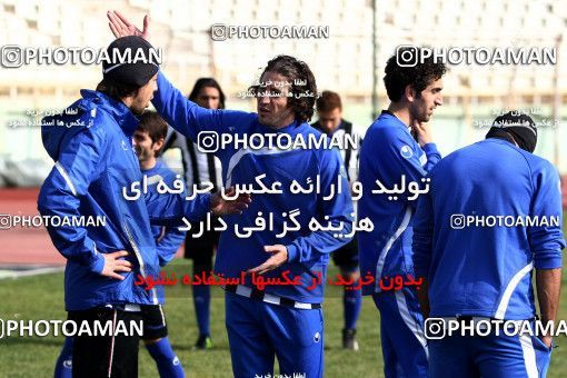 1046110, Tehran, , Esteghlal Football Team Training Session on 2011/11/11 at Shahid Dastgerdi Stadium