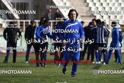 1046119, Tehran, , Esteghlal Football Team Training Session on 2011/11/11 at Shahid Dastgerdi Stadium