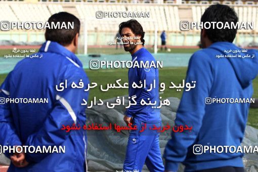 1046102, Tehran, , Esteghlal Football Team Training Session on 2011/11/11 at Shahid Dastgerdi Stadium