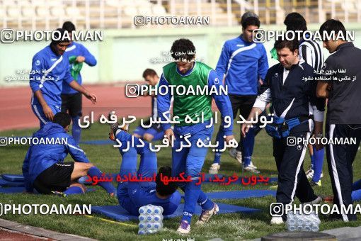 1046078, Tehran, , Esteghlal Football Team Training Session on 2011/11/11 at Shahid Dastgerdi Stadium