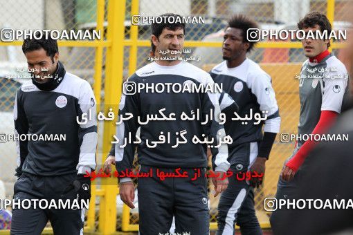 1046314, Tehran, , Persepolis Football Team Training Session on 2011/11/13 at Derafshifar Stadium