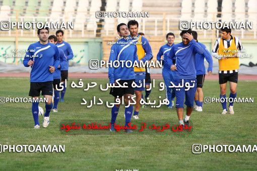 1046371, Tehran, , Esteghlal Football Team Training Session on 2011/11/14 at Shahid Dastgerdi Stadium