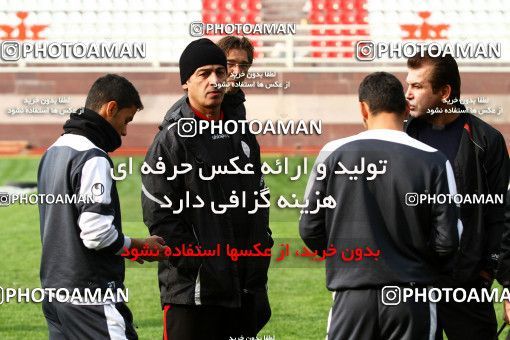 1046472, Tehran, , Persepolis Football Team Training Session on 2011/11/15 at Derafshifar Stadium