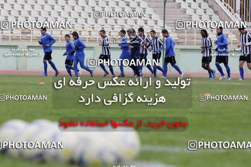 1046545, Tehran, , Esteghlal Football Team Training Session on 2011/11/16 at Shahid Dastgerdi Stadium