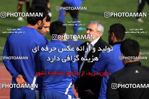 1046560, Tehran, , Esteghlal Football Team Training Session on 2011/11/18 at Shahid Dastgerdi Stadium