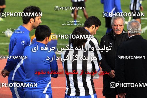 1046565, Tehran, , Esteghlal Football Team Training Session on 2011/11/18 at Shahid Dastgerdi Stadium