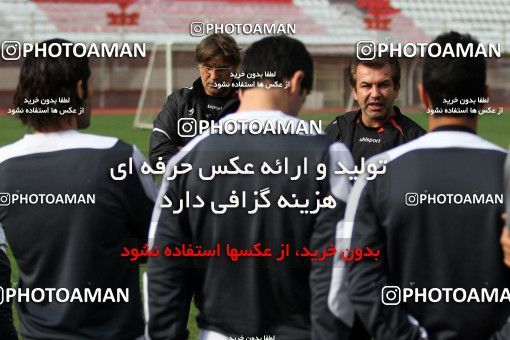 1047625, Tehran, , Persepolis Football Team Training Session on 2011/11/23 at Derafshifar Stadium