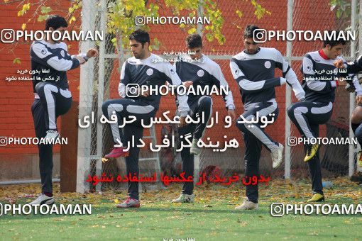 1047658, Tehran, , Persepolis Football Team Training Session on 2011/11/23 at Derafshifar Stadium
